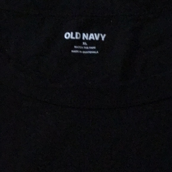 Old Navy Designer Holiday Women’s Tee / Black /Believe Graphic Print🆕🆕🆕 - Picture 2 of 6